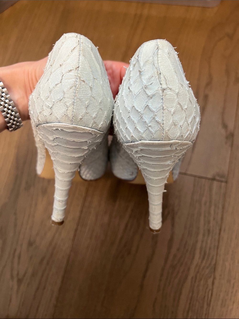 White Textured Pointed-Toe Pumps - Picture 3 of 8